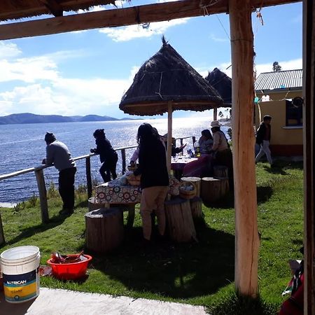 Hostal Luna Del Titikaka En Isla De La Luna Bolivia Hotel Buitenkant foto