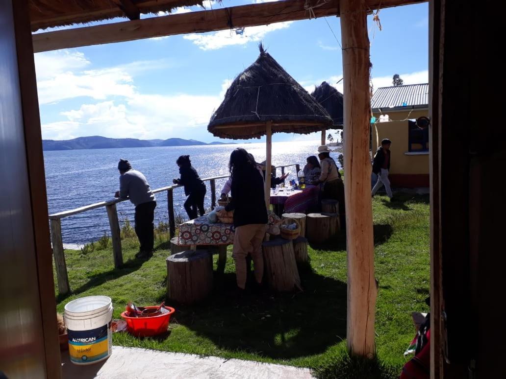 Hostal Luna Del Titikaka En Isla De La Luna Bolivia Hotel Buitenkant foto