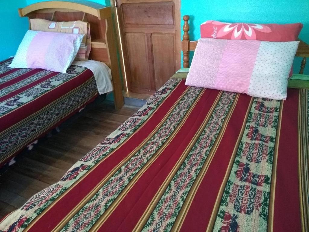 Hostal Luna Del Titikaka En Isla De La Luna Bolivia Hotel Buitenkant foto
