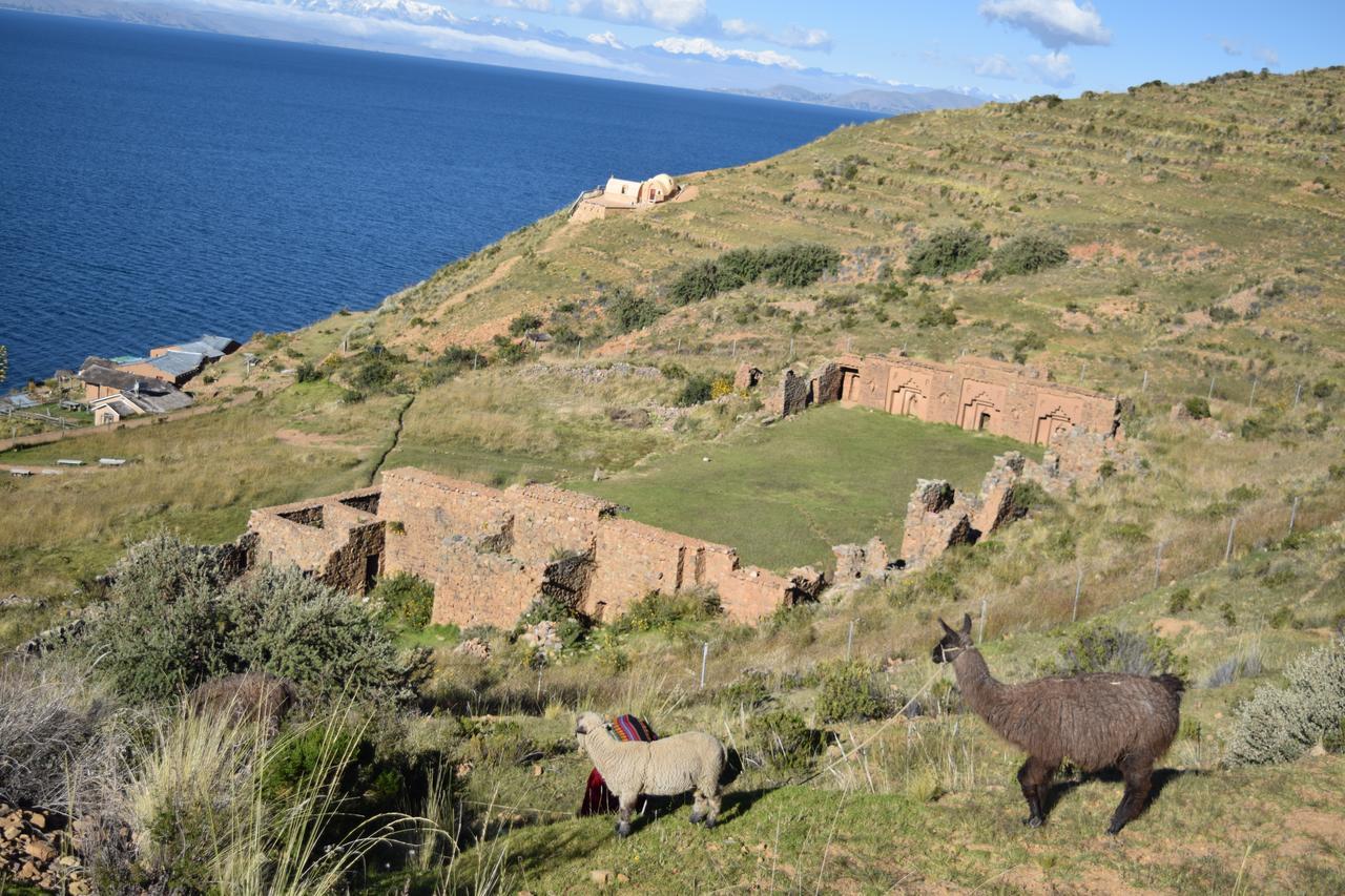 Hostal Luna Del Titikaka En Isla De La Luna Bolivia Hotel Buitenkant foto
